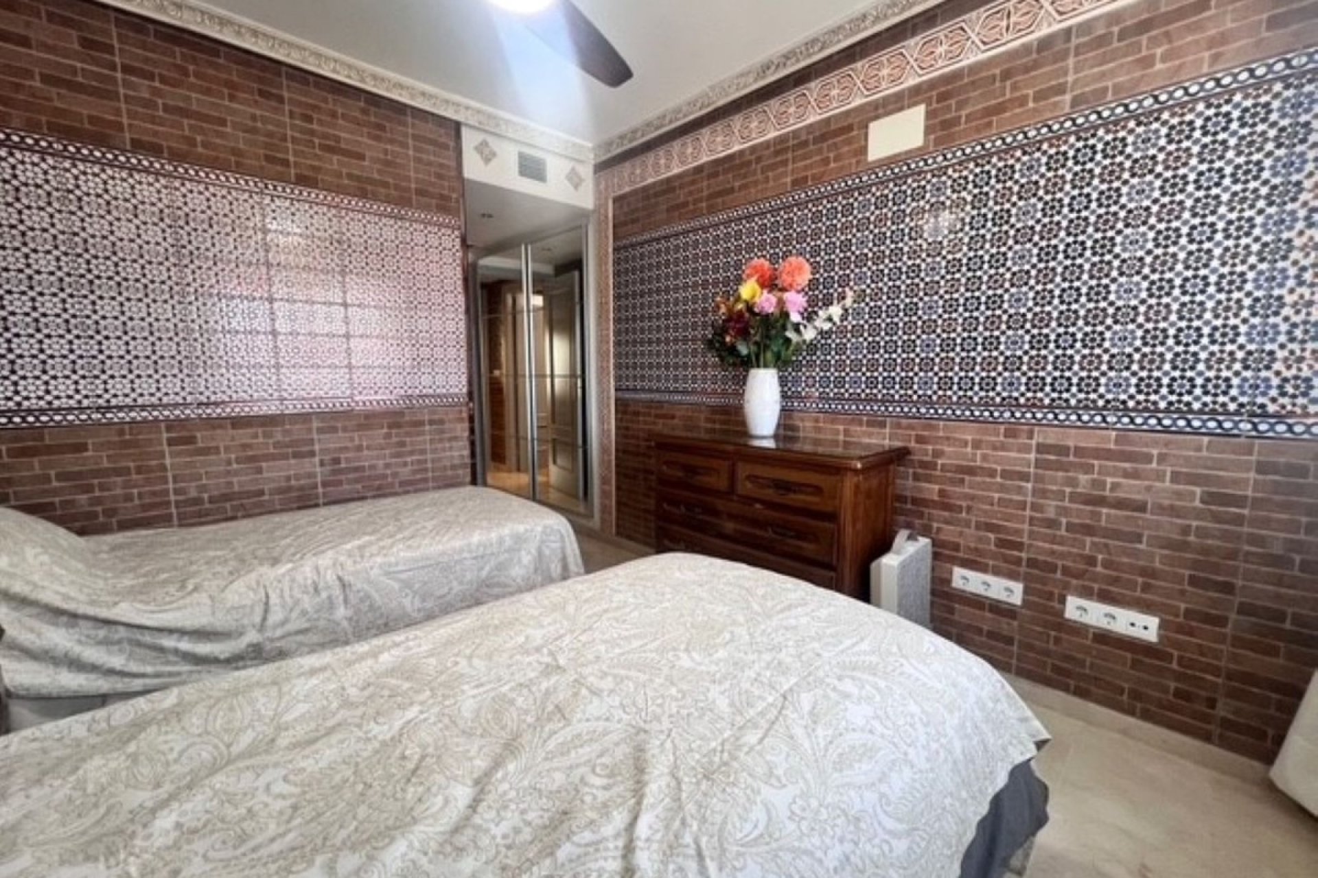 Rynek wtórny - apartment - Marbella - San Pedro de Alcántara