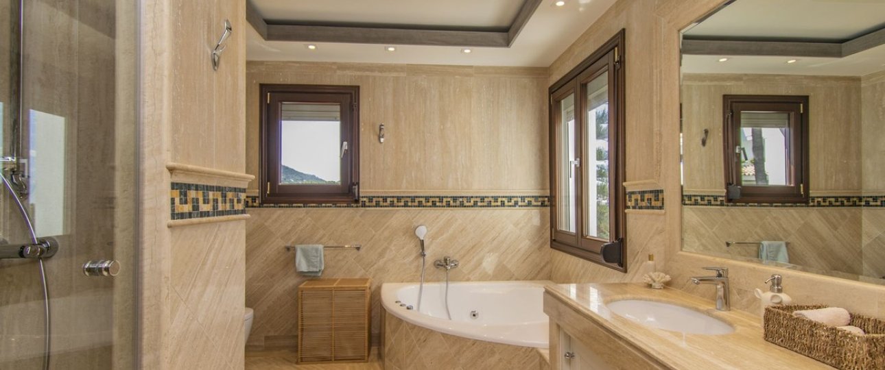 Rynek wtórny - apartment - Marbella - Sierra Blanca