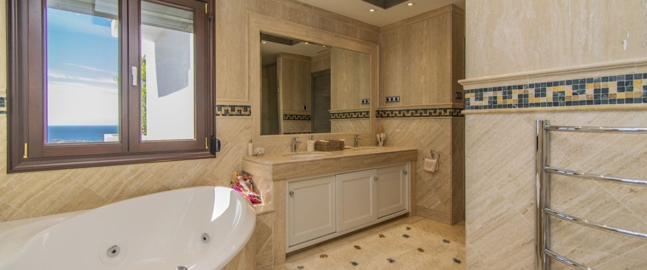 Rynek wtórny - apartment - Marbella - Sierra Blanca