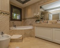 Rynek wtórny - apartment - Marbella - Sierra Blanca