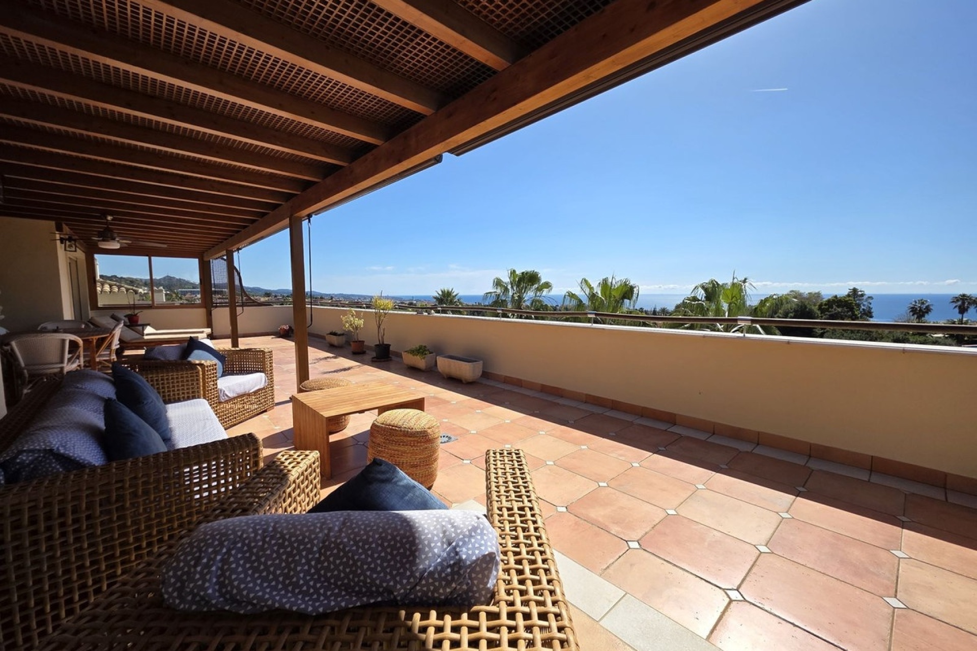 Rynek wtórny - apartment - Marbella - Sierra Blanca
