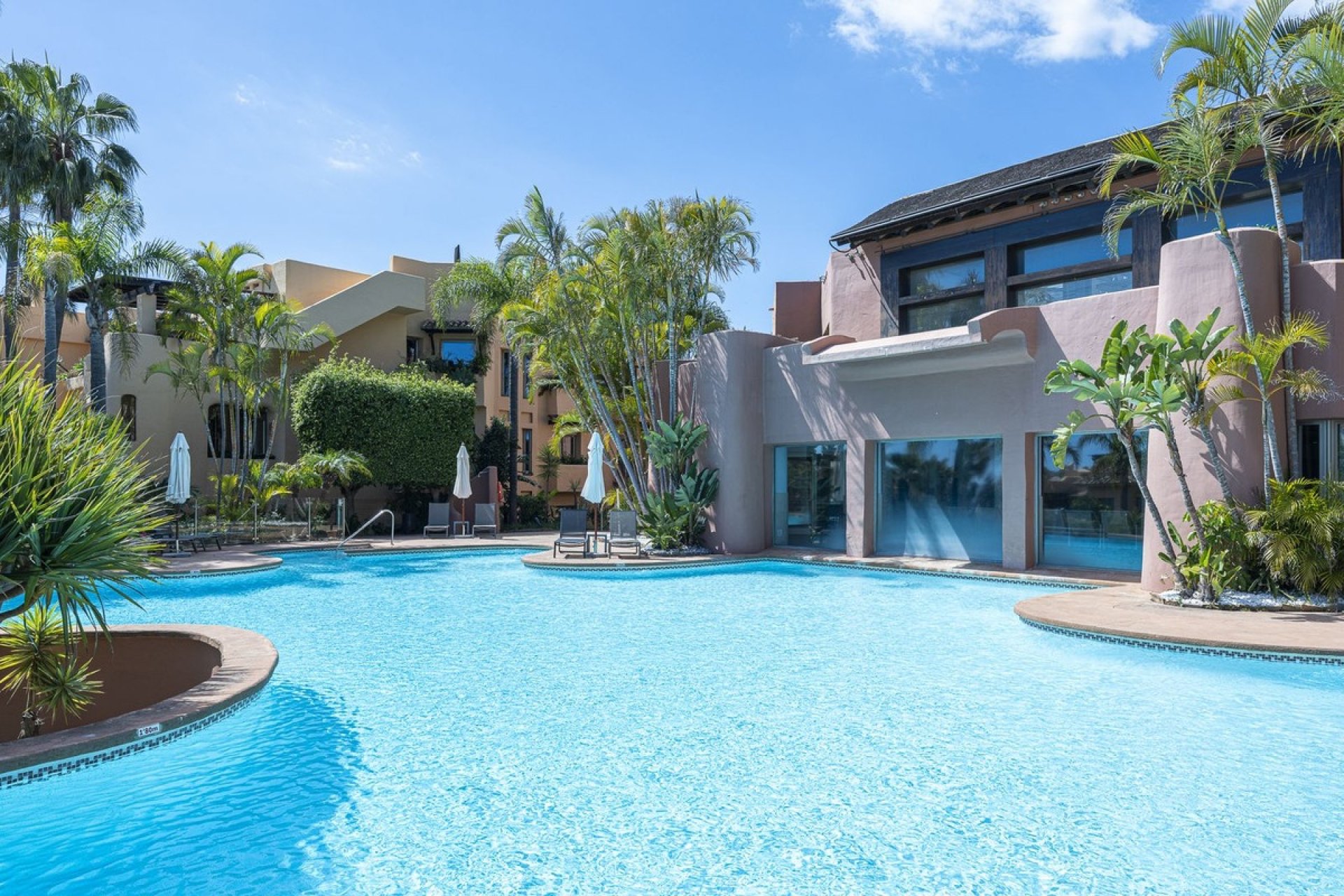 Rynek wtórny - apartment - Marbella - Sierra Blanca