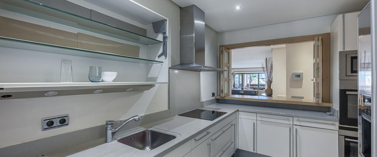 Rynek wtórny - apartment - Marbella - Sierra Blanca