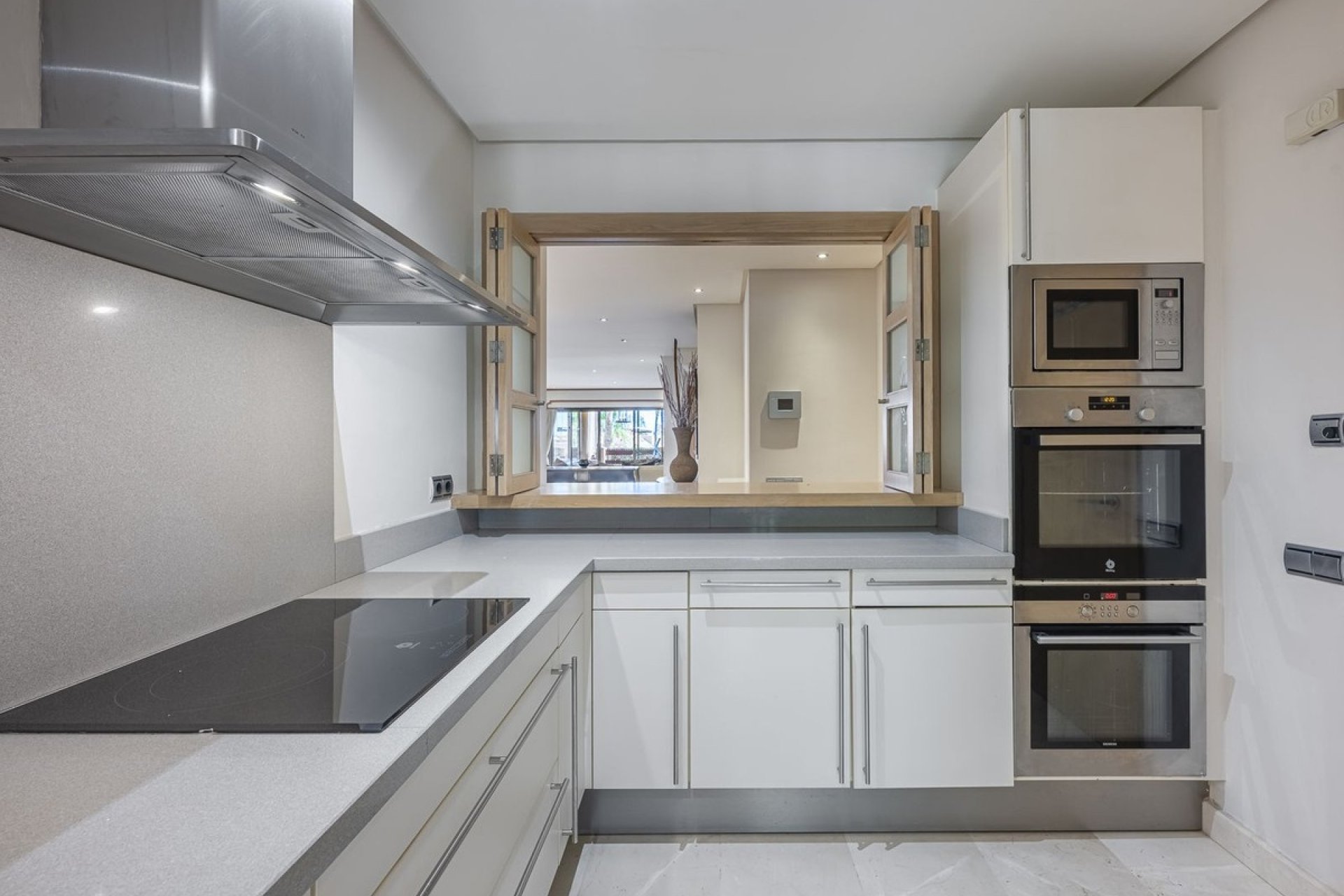 Rynek wtórny - apartment - Marbella - Sierra Blanca