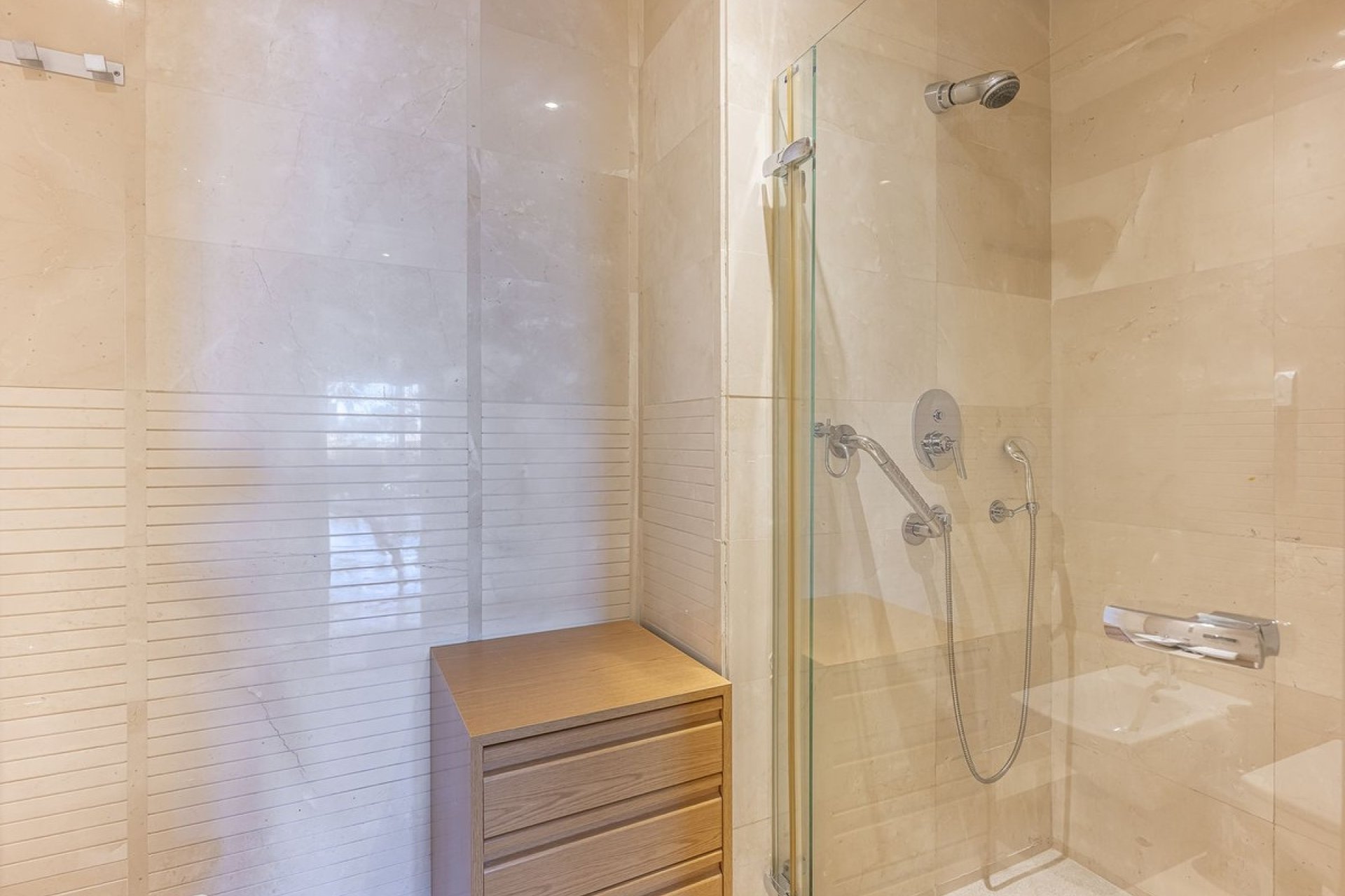 Rynek wtórny - apartment - Marbella - Sierra Blanca