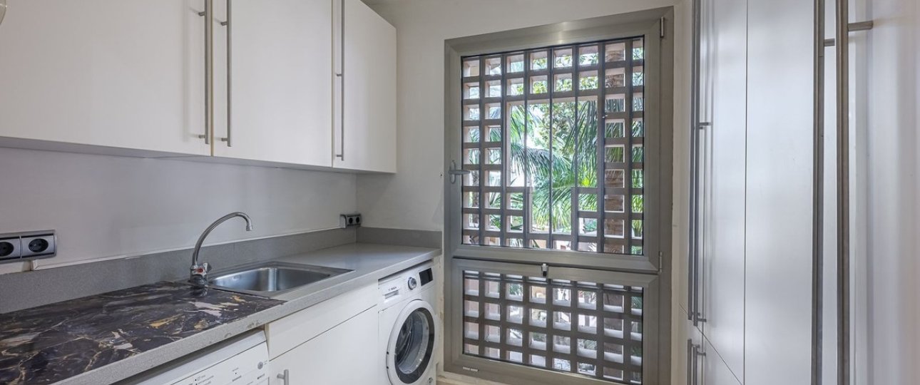 Rynek wtórny - apartment - Marbella - Sierra Blanca