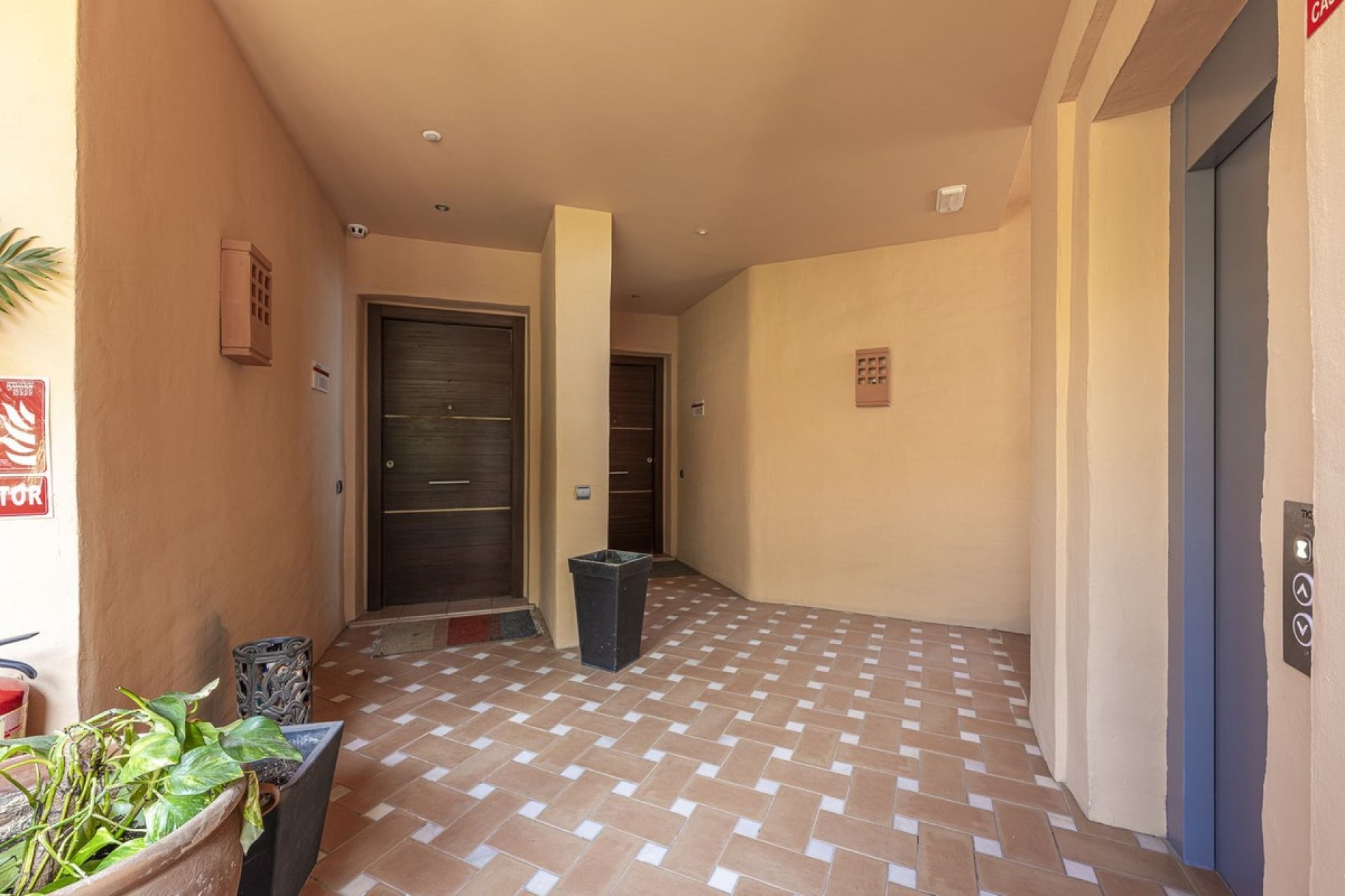 Rynek wtórny - apartment - Marbella - Sierra Blanca