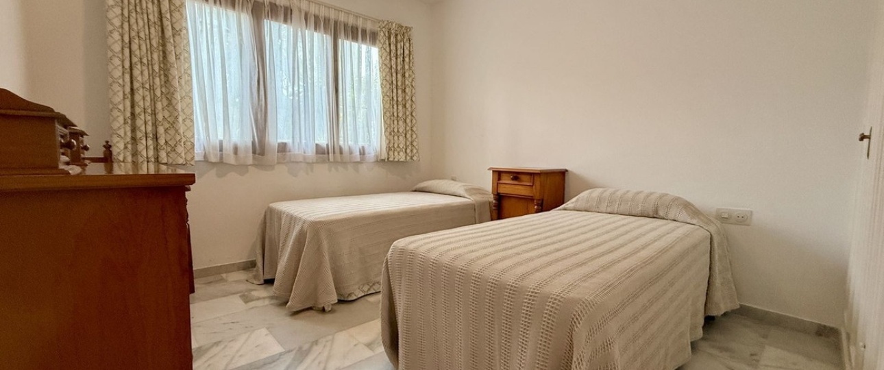 Rynek wtórny - apartment - Marbella - Sierra Blanca
