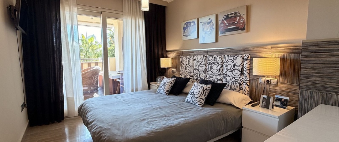 Rynek wtórny - apartment - Marbella - Sierra Blanca