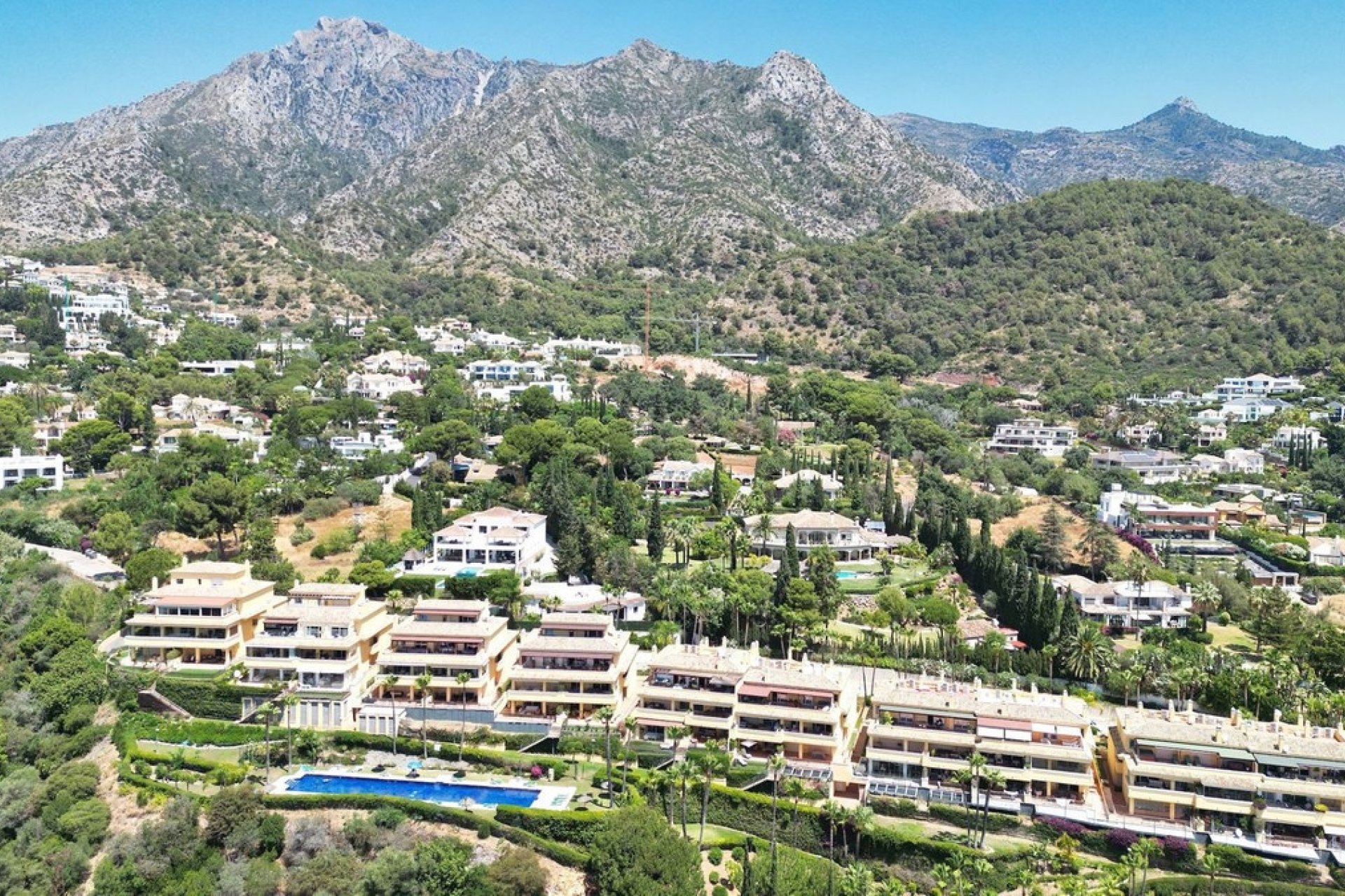 Rynek wtórny - apartment - Marbella - Sierra Blanca