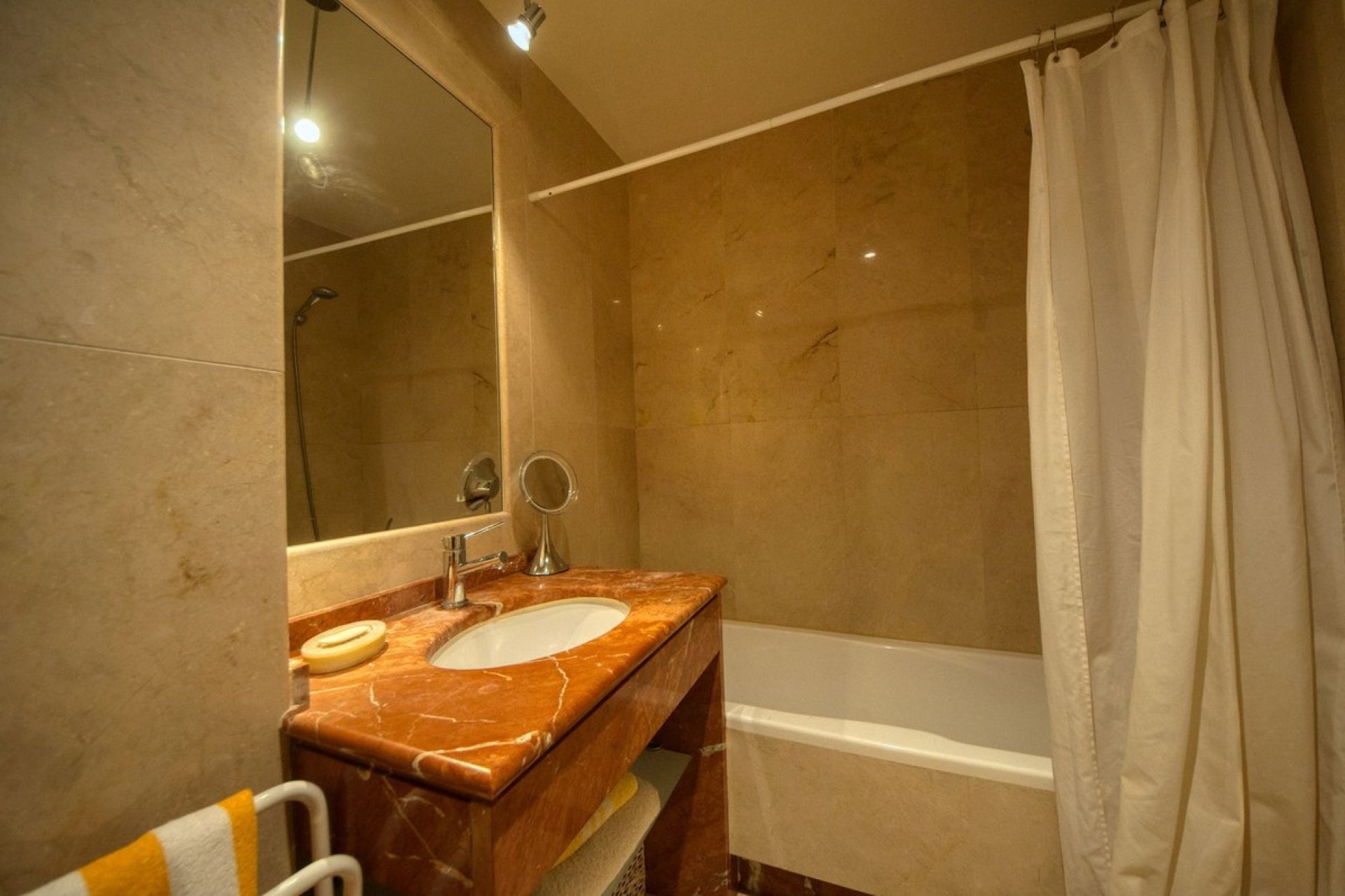 Rynek wtórny - apartment - Marbella - Sierra Blanca
