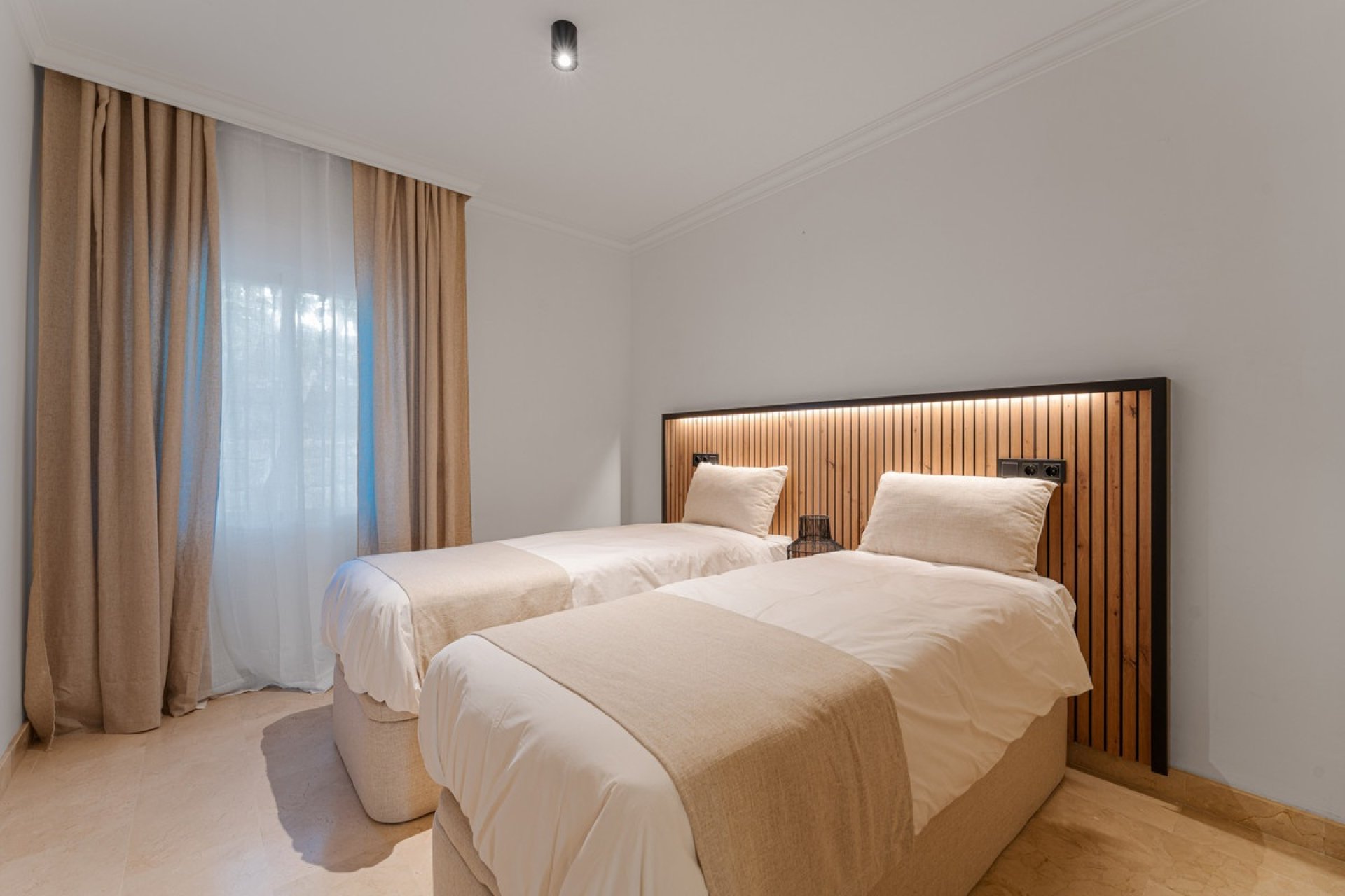 Rynek wtórny - apartment - Marbella - Sierra Blanca