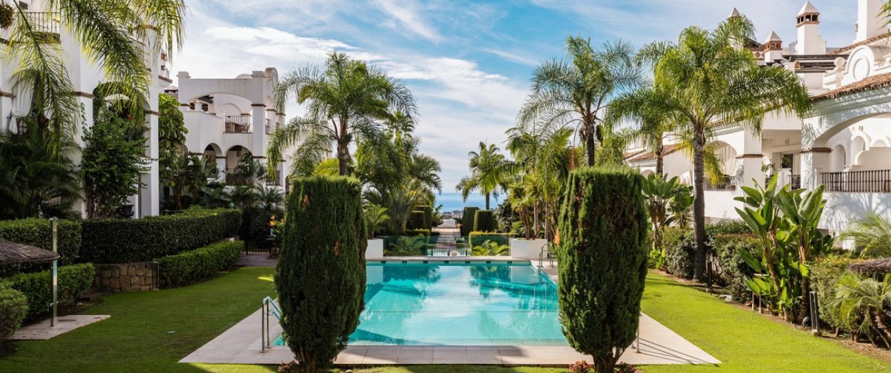 Rynek wtórny - apartment - Marbella - Sierra Blanca