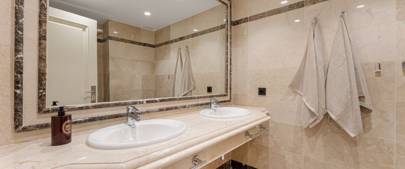 Rynek wtórny - apartment - Marbella - Sierra Blanca