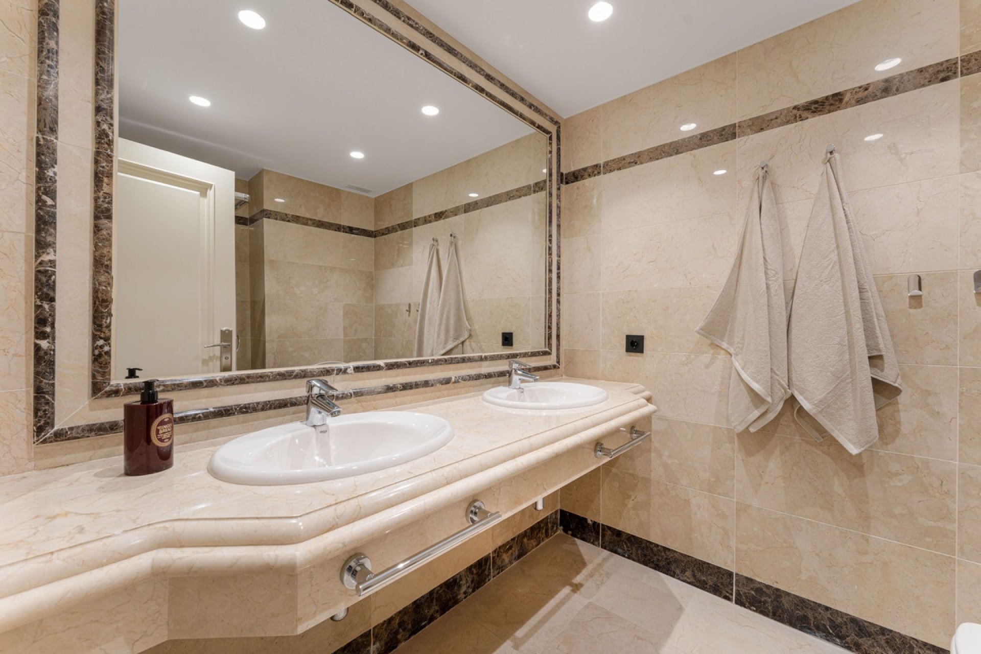 Rynek wtórny - apartment - Marbella - Sierra Blanca