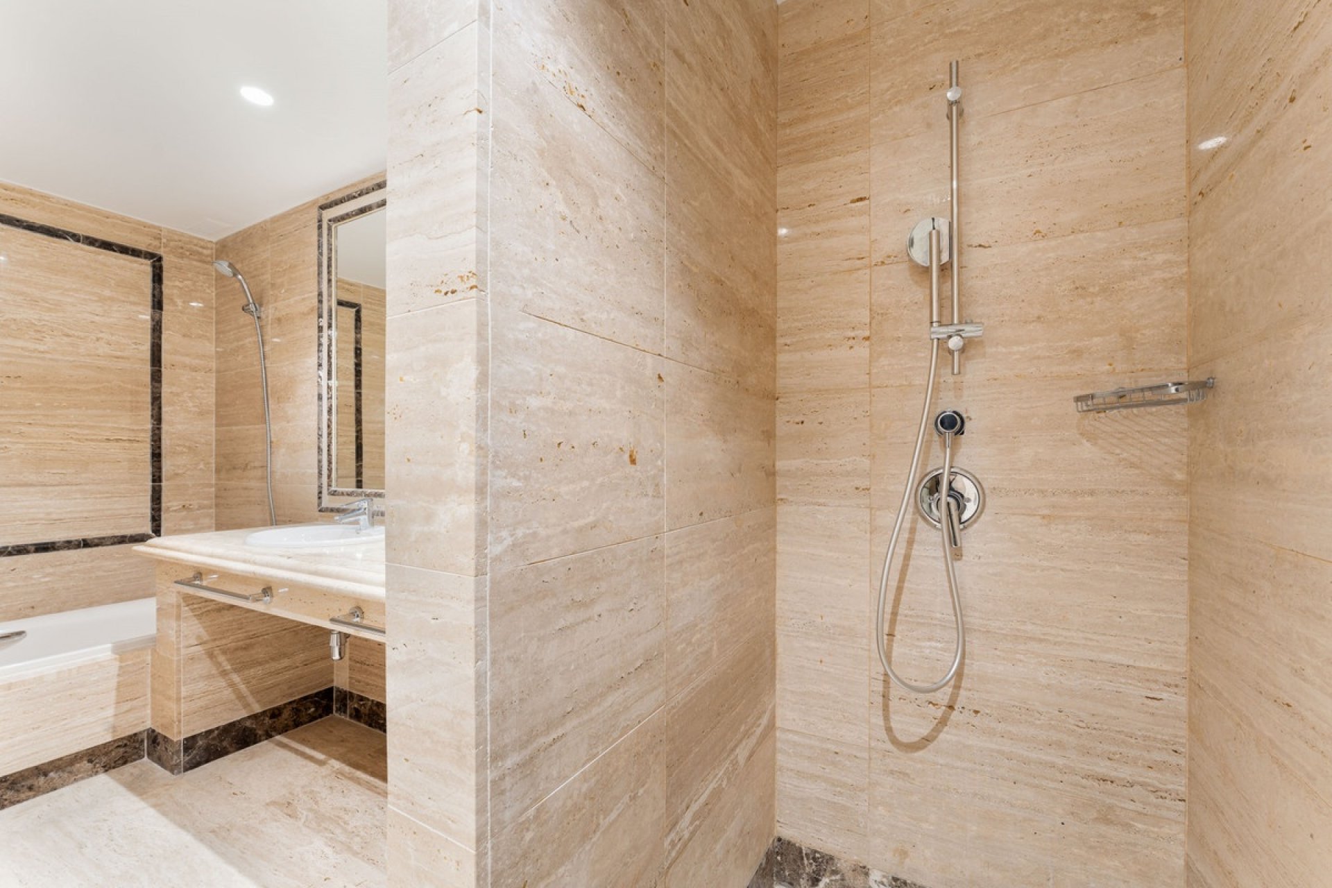 Rynek wtórny - apartment - Marbella - Sierra Blanca