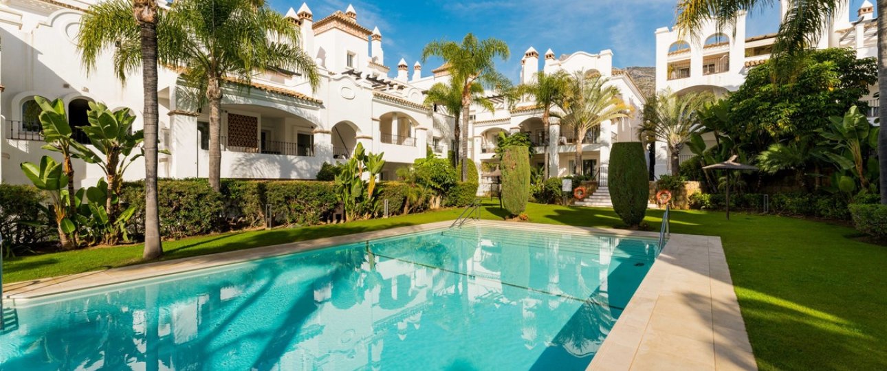 Rynek wtórny - apartment - Marbella - Sierra Blanca