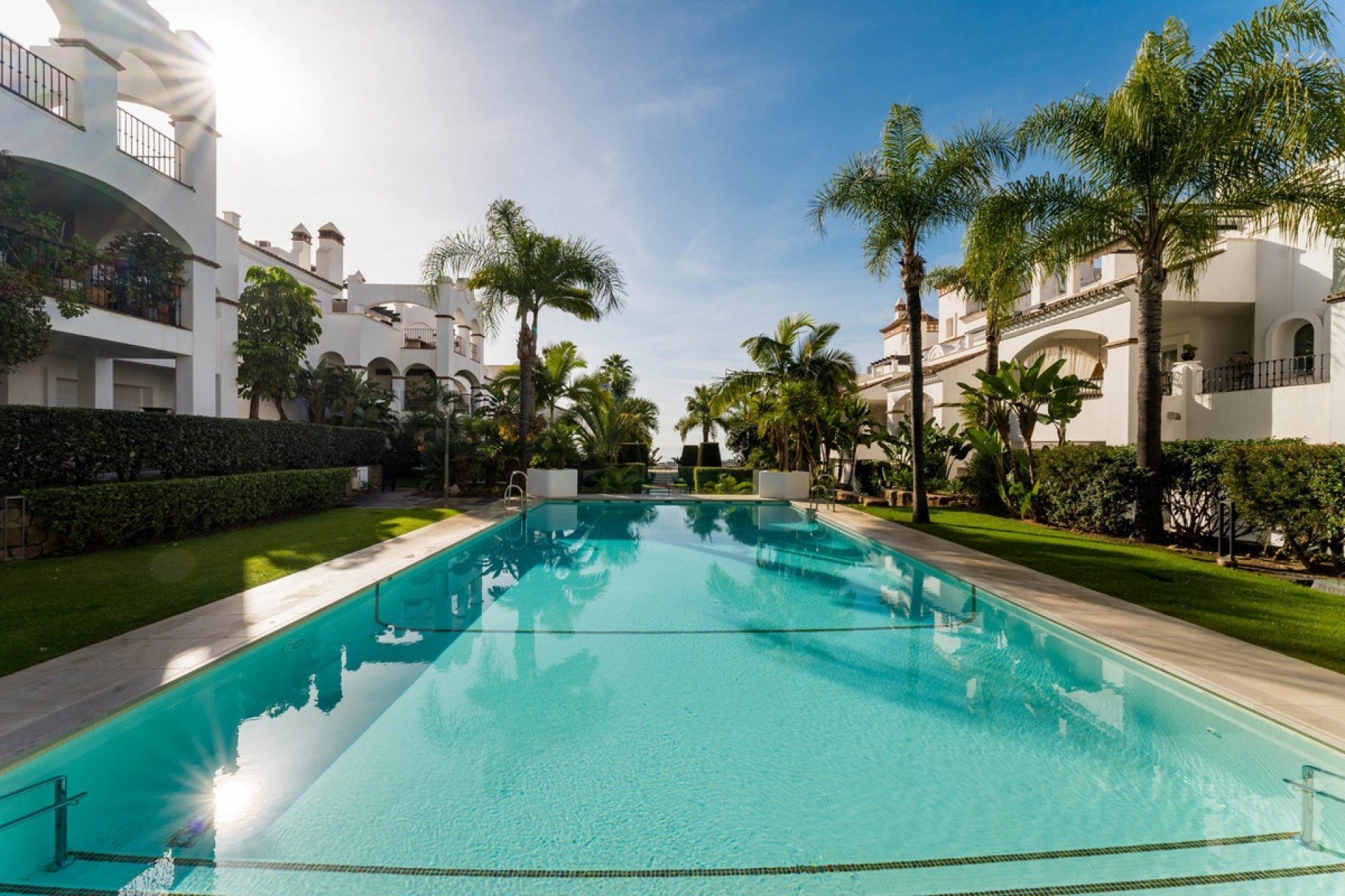 Rynek wtórny - apartment - Marbella - Sierra Blanca