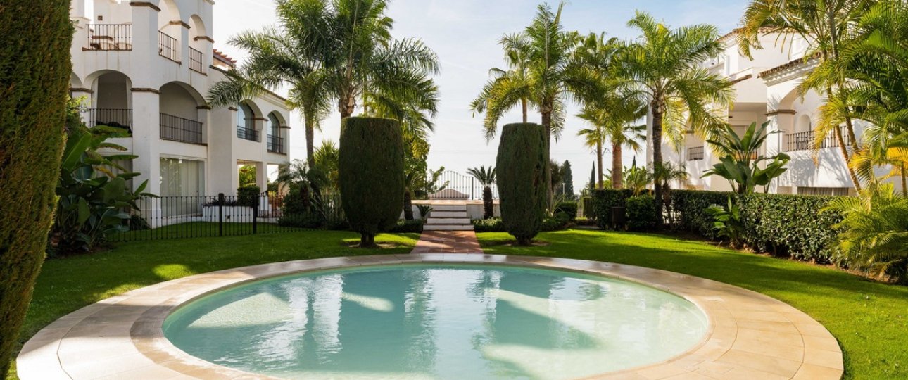 Rynek wtórny - apartment - Marbella - Sierra Blanca