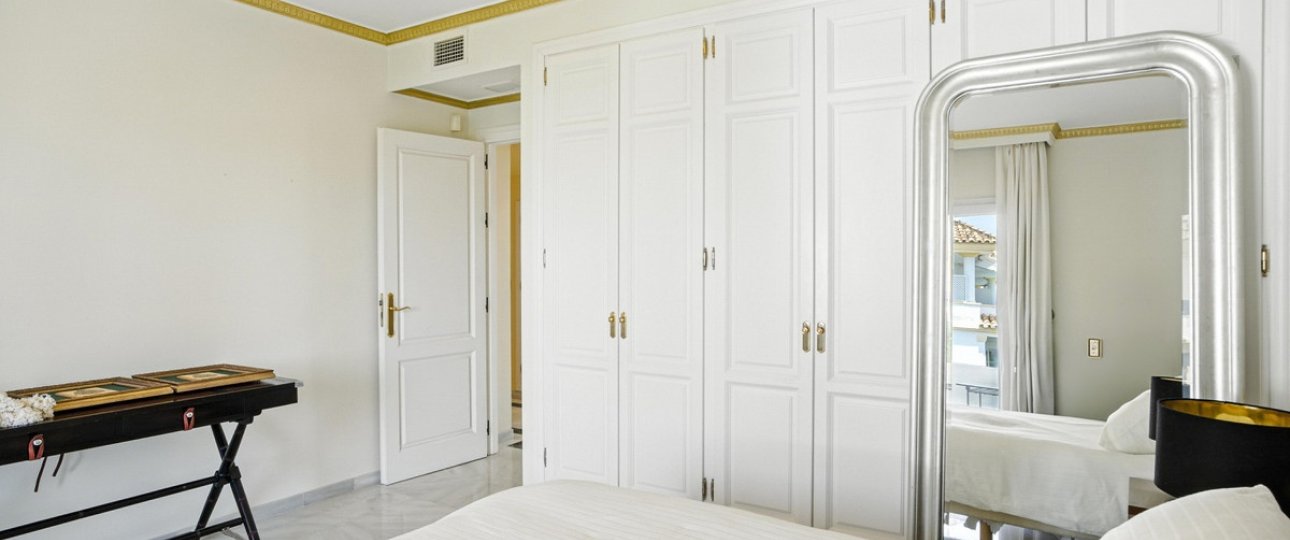 Rynek wtórny - apartment - Marbella - The Golden Mile