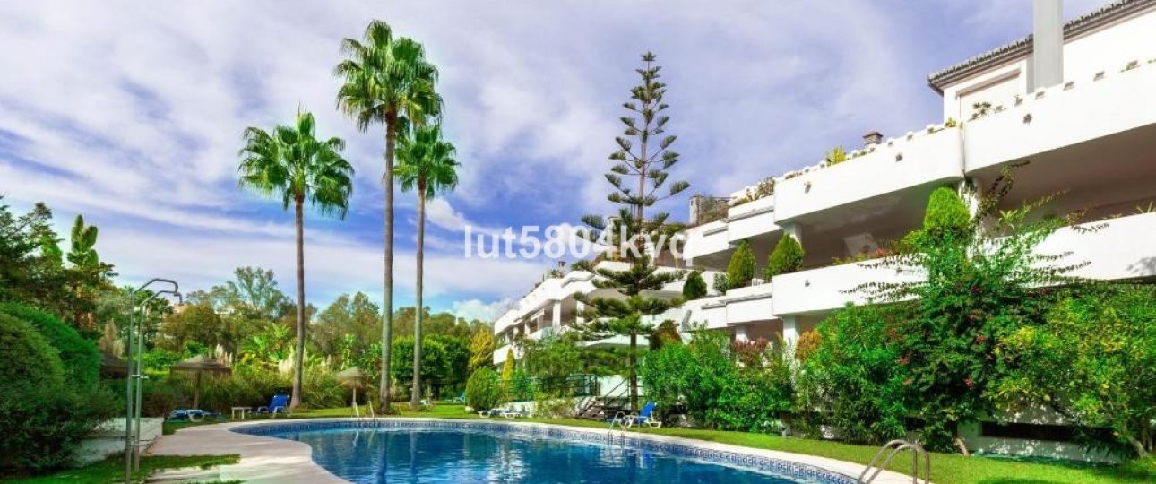 Rynek wtórny - apartment - Marbella - The Golden Mile