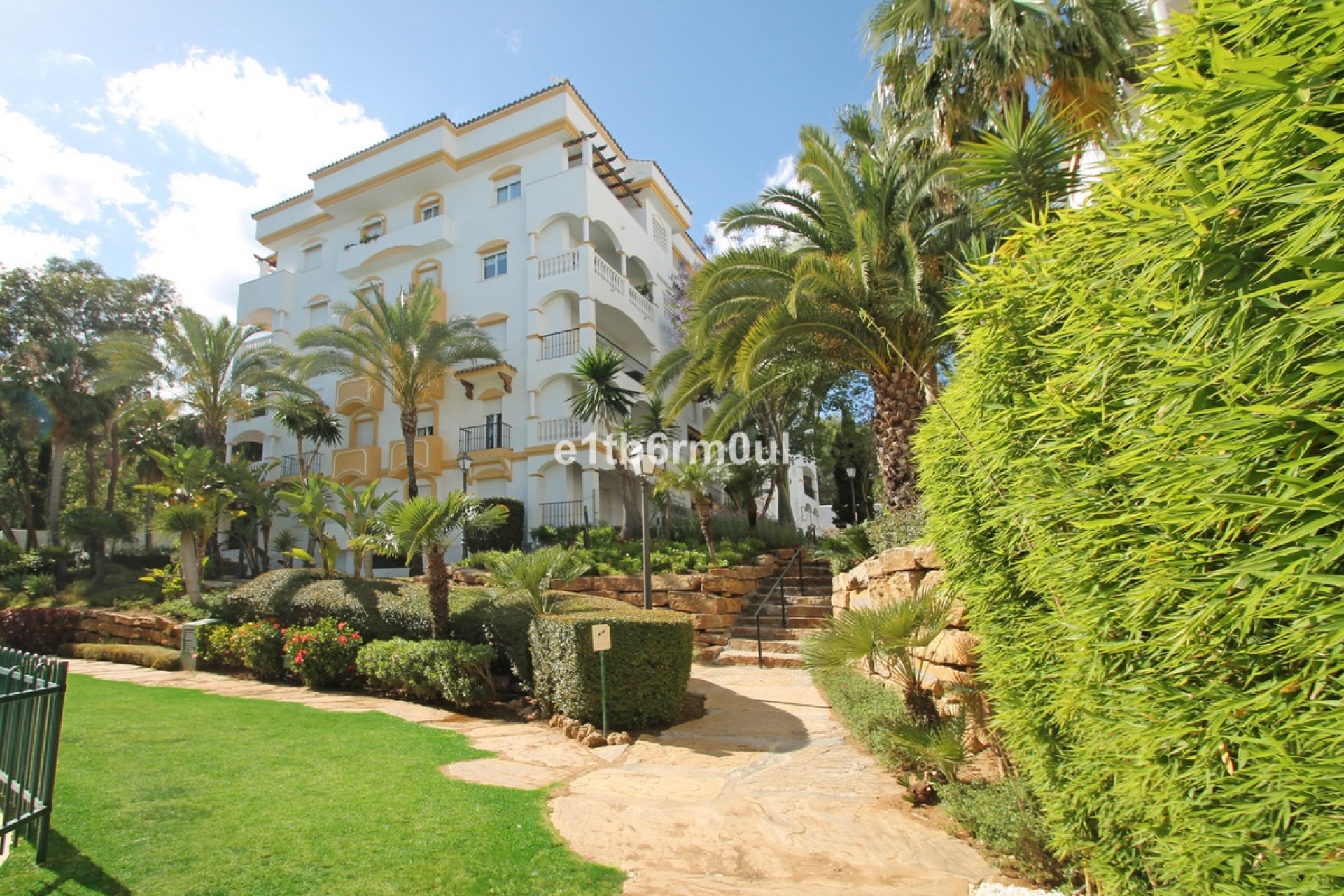 Rynek wtórny - apartment - Marbella - The Golden Mile