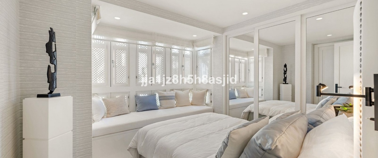 Rynek wtórny - apartment - Marbella - The Golden Mile