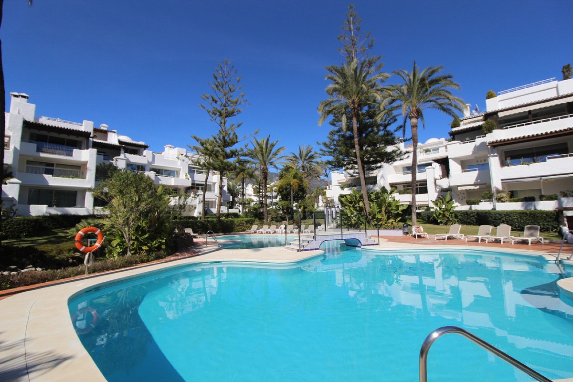 Rynek wtórny - apartment - Marbella - The Golden Mile