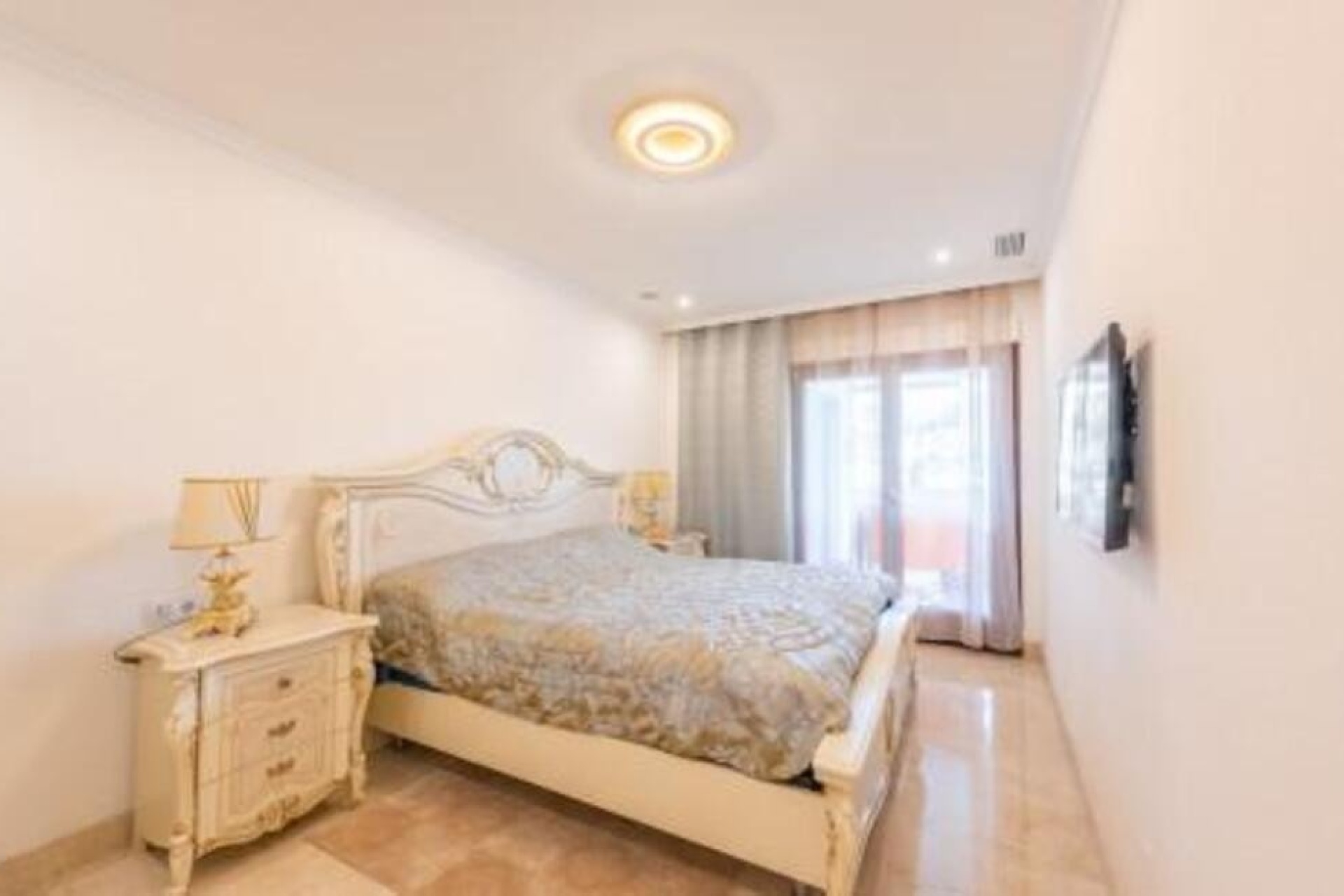 Rynek wtórny - apartment - Marbella - The Golden Mile