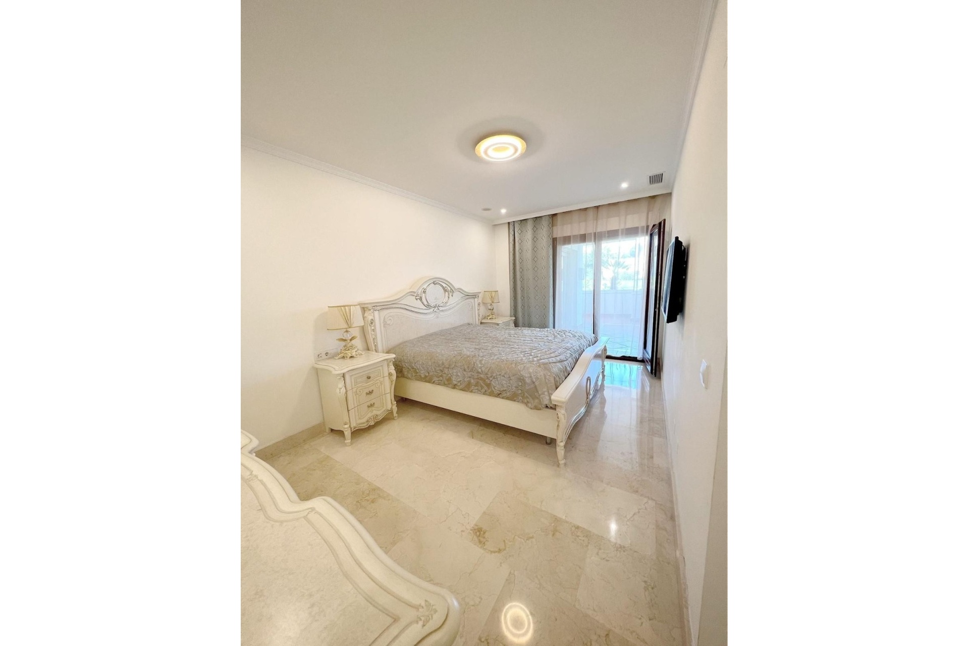 Rynek wtórny - apartment - Marbella - The Golden Mile