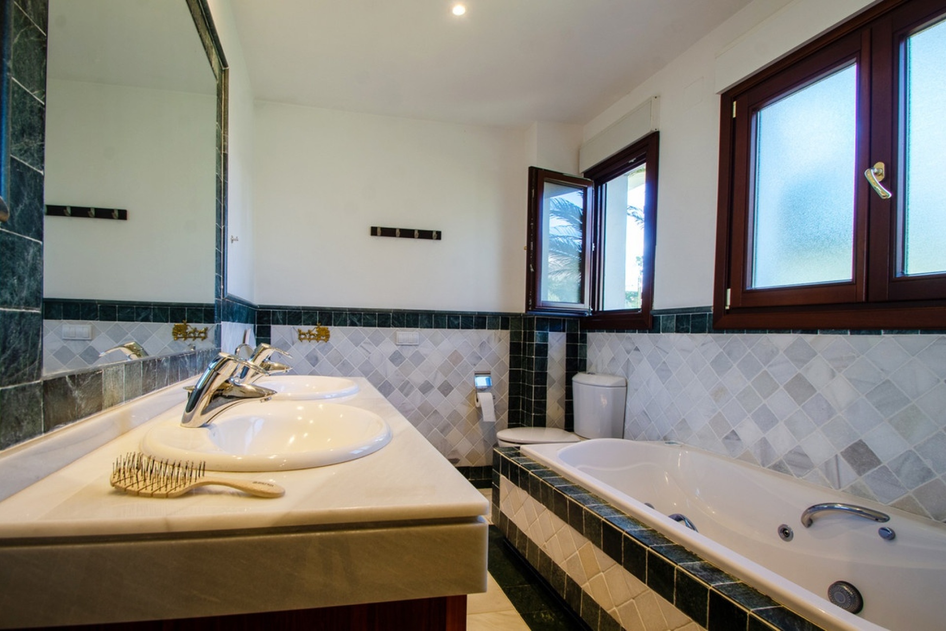 Rynek wtórny - apartment - Marbella - The Golden Mile