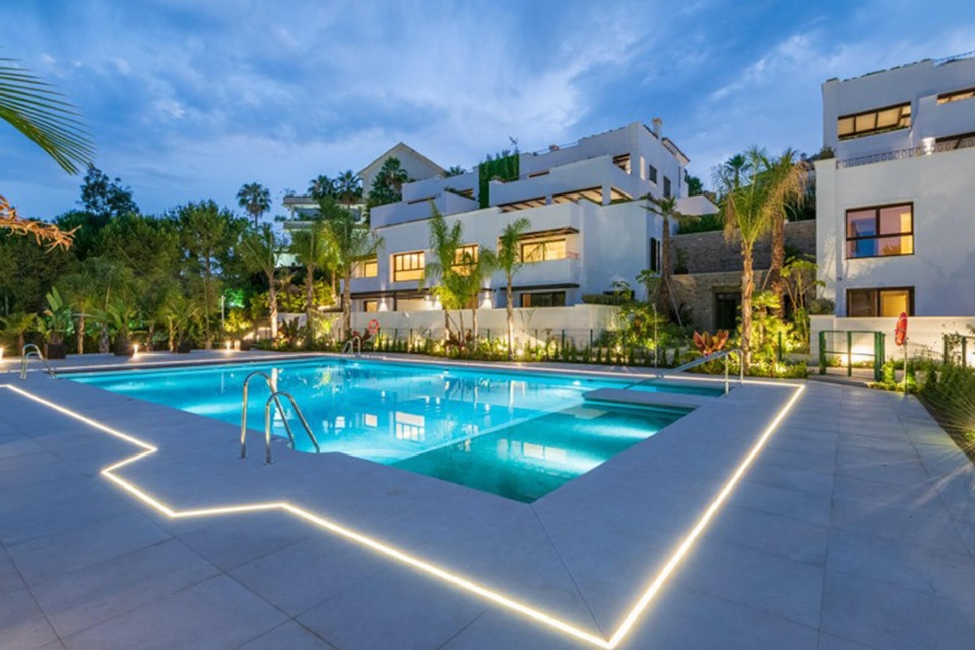 Rynek wtórny - apartment - Marbella - The Golden Mile