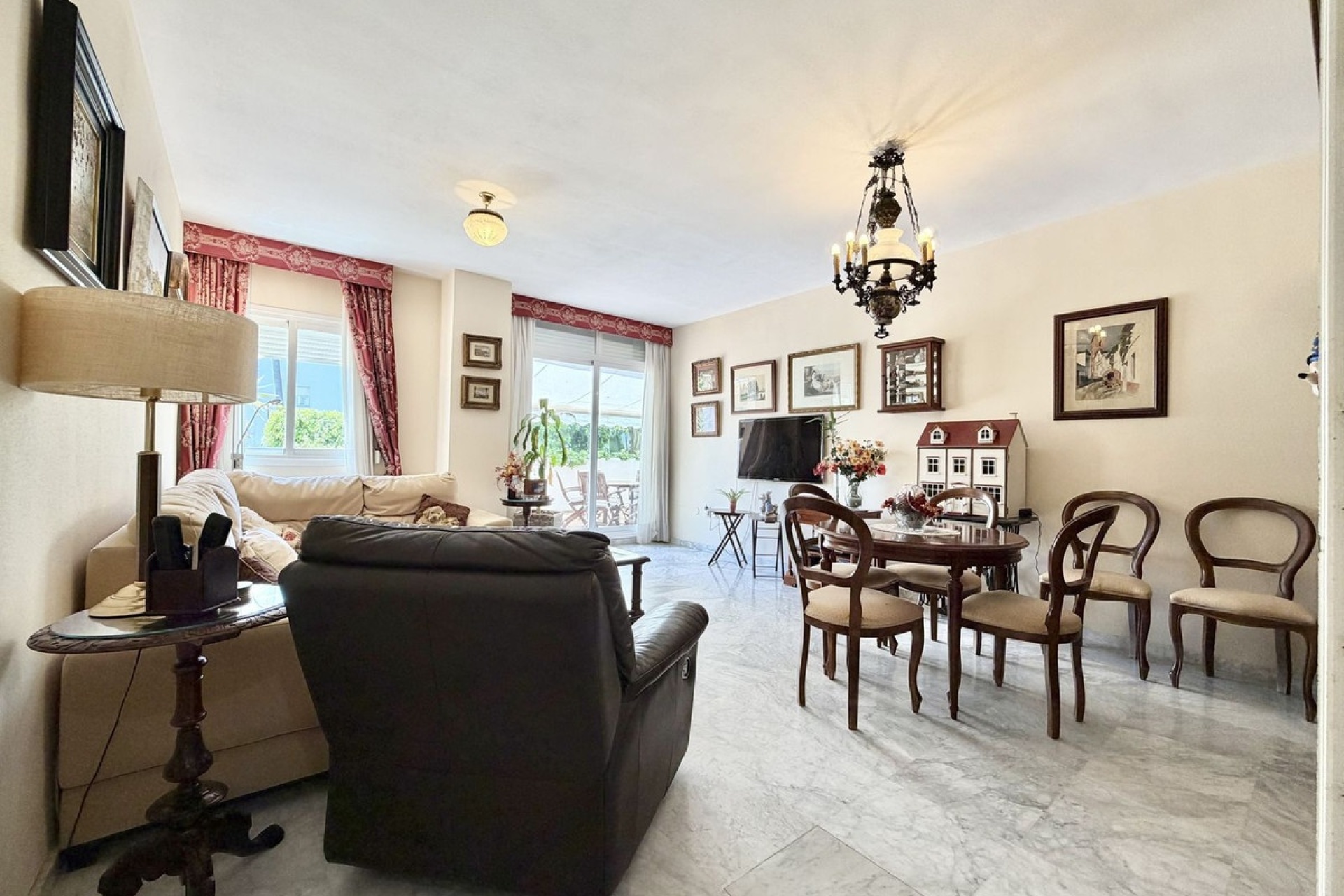 Rynek wtórny - apartment - Marbella - The Golden Mile