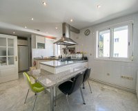 Rynek wtórny - apartment - Marbella - The Golden Mile