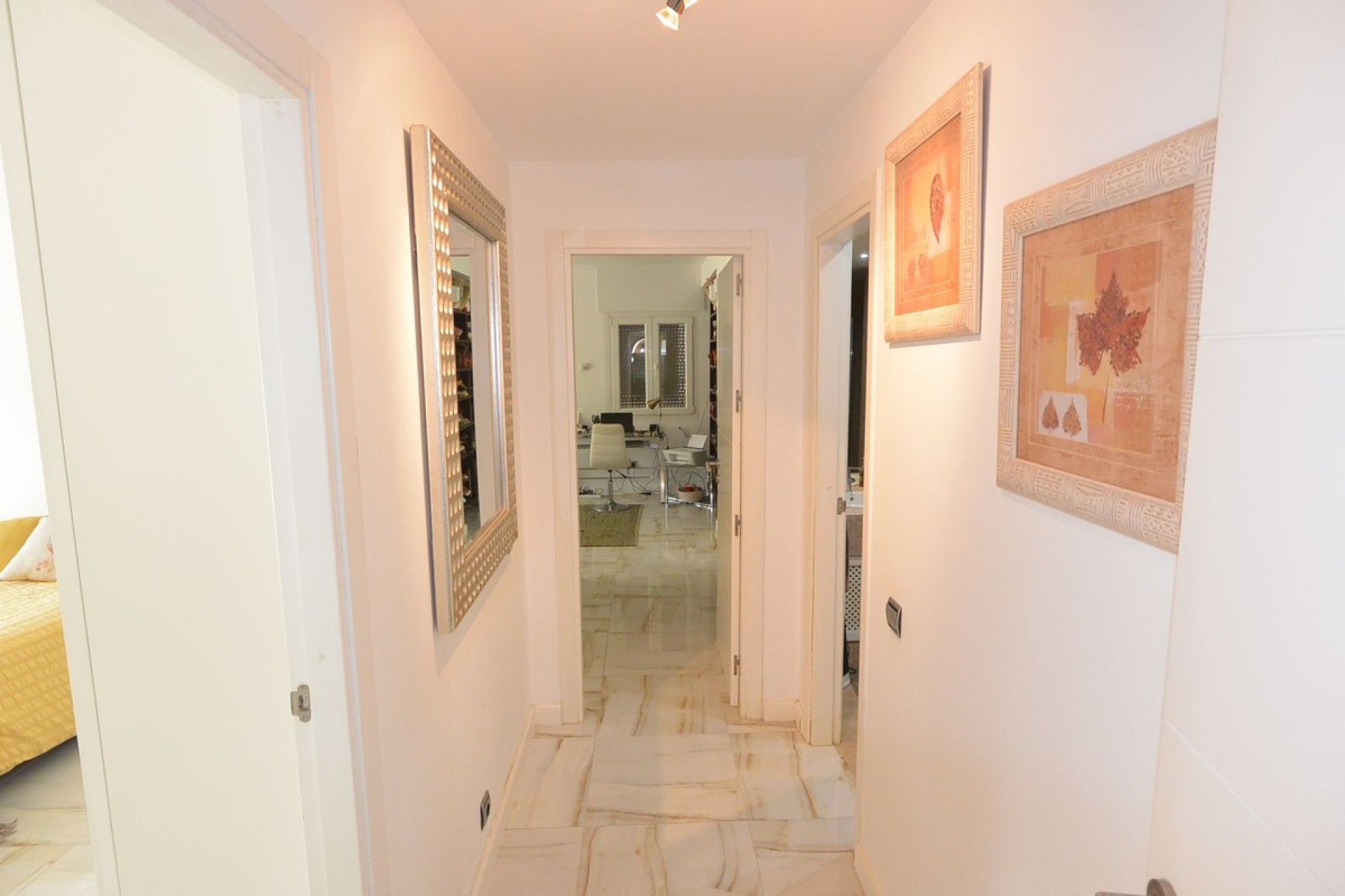 Rynek wtórny - apartment - Marbella - The Golden Mile