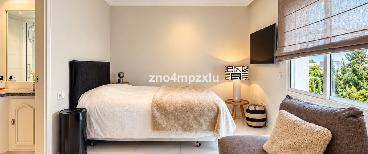 Rynek wtórny - apartment - Marbella - The Golden Mile