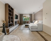 Rynek wtórny - apartment - Marbella - The Golden Mile