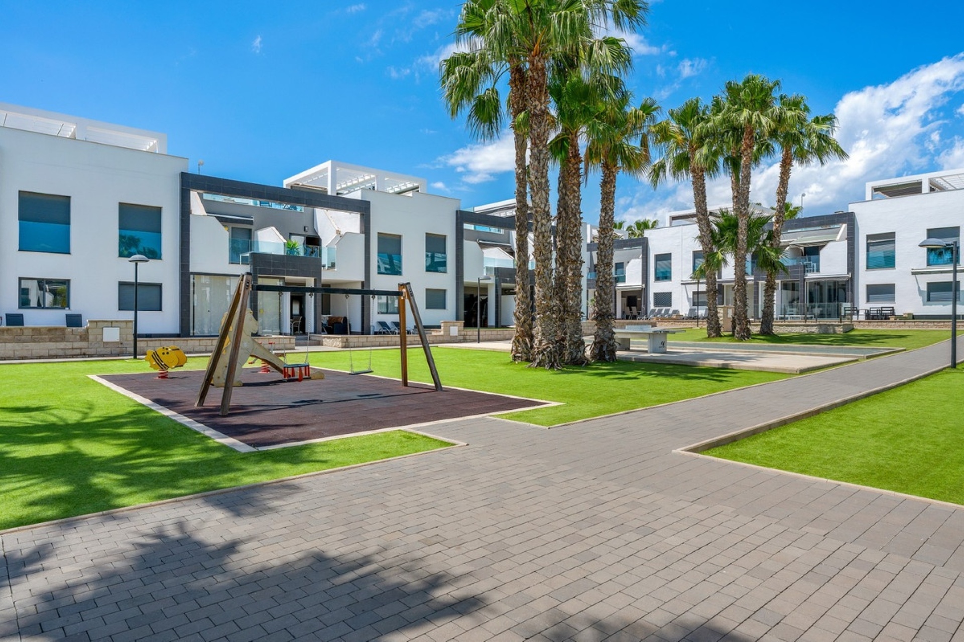 Rynek wtórny - apartment - Orihuela - La Zenia