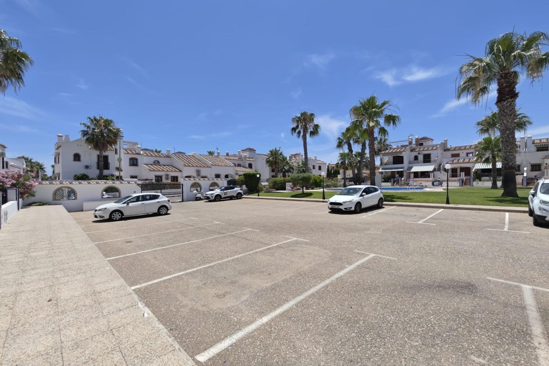 Rynek wtórny - apartment - Orihuela - Orihuela Costa