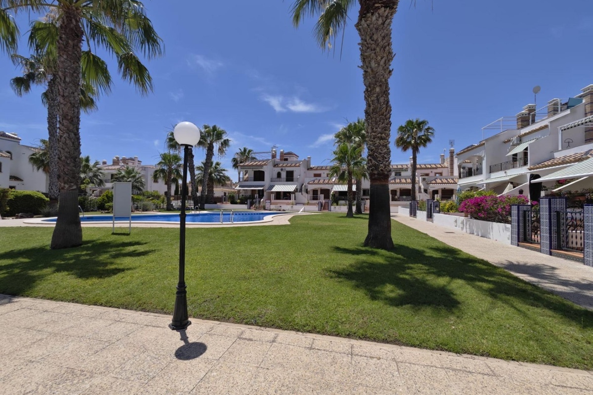 Rynek wtórny - apartment - Orihuela - Orihuela Costa