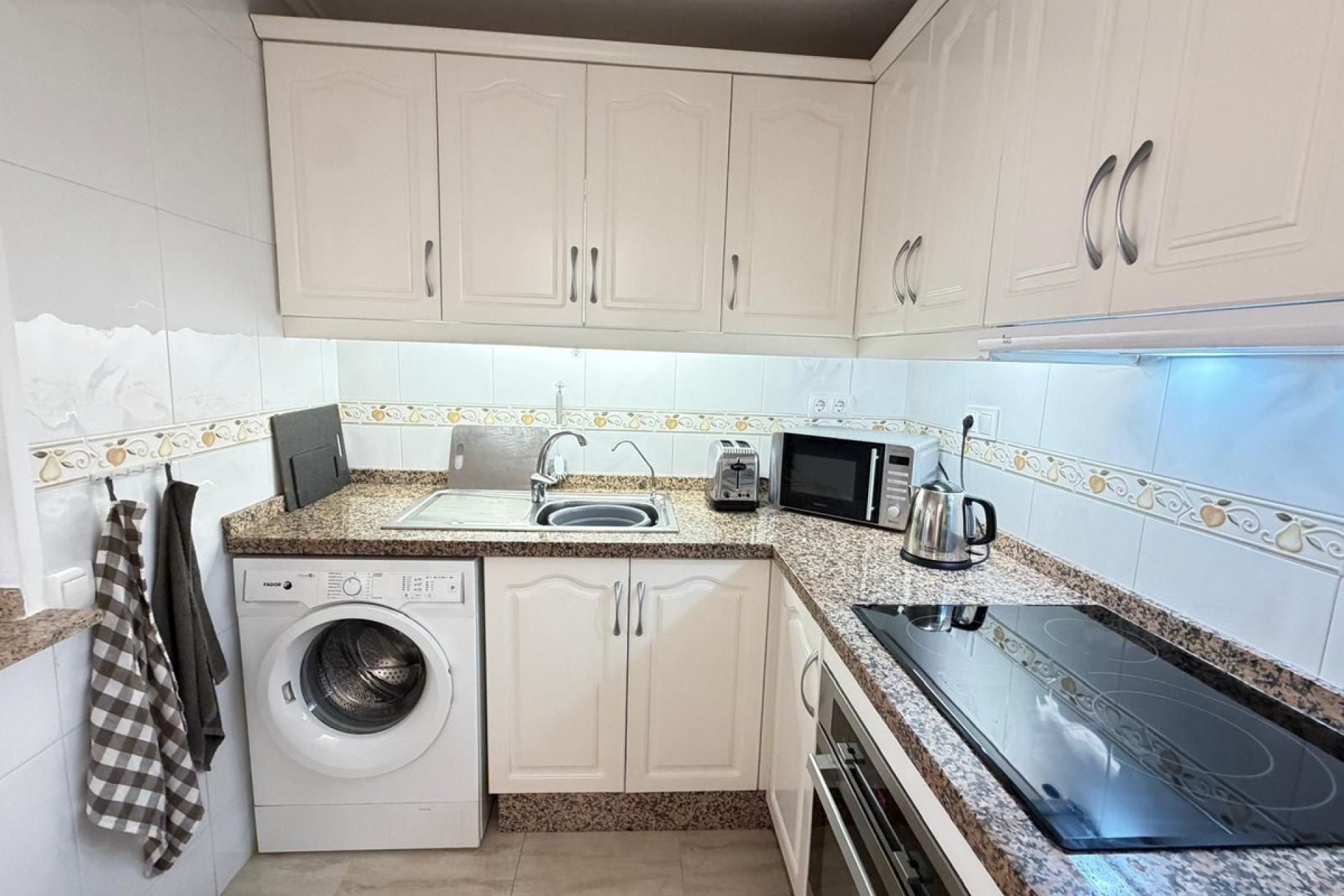 Rynek wtórny - apartment - Orihuela - Orihuela Costa