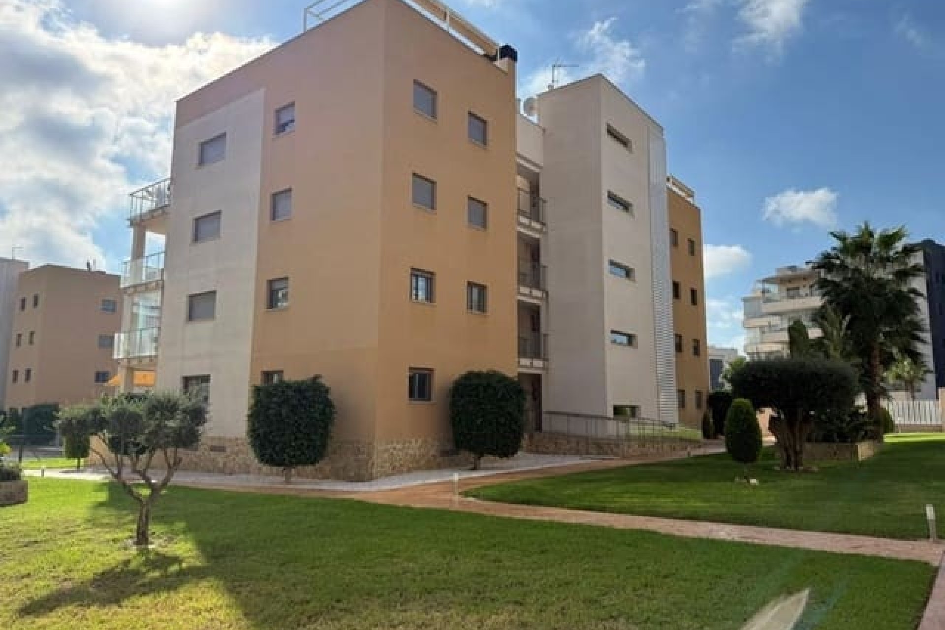 Rynek wtórny - apartment - Orihuela - Orihuela Costa