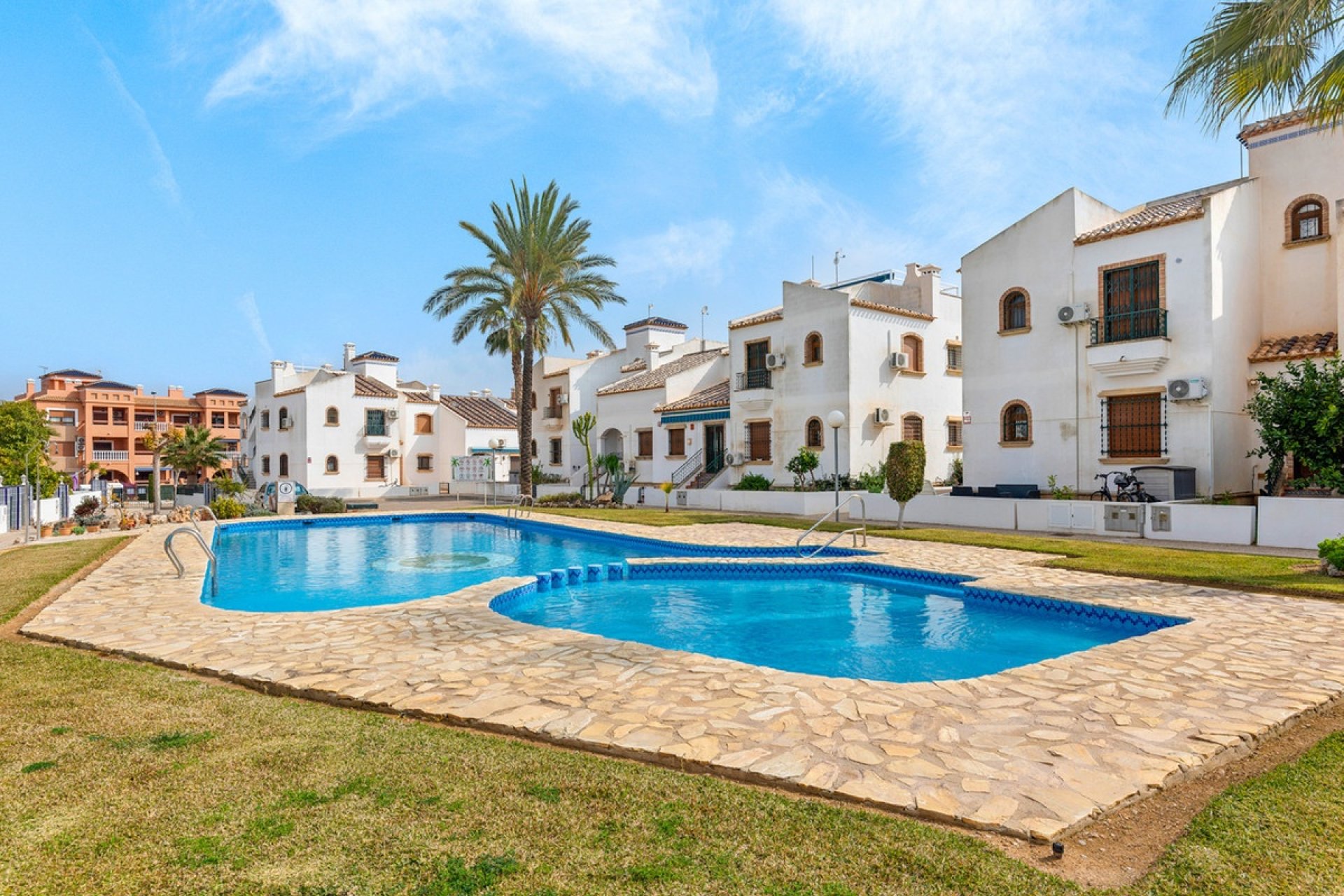 Rynek wtórny - apartment - Orihuela - Villamartin