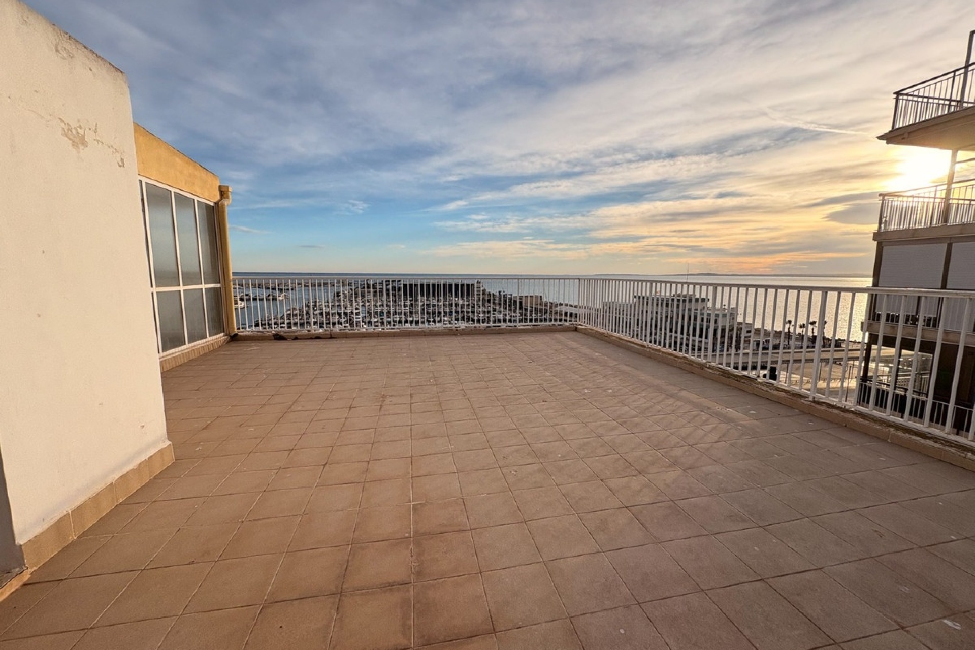 Rynek wtórny - apartment - Santa Pola - Santa Pola Centro