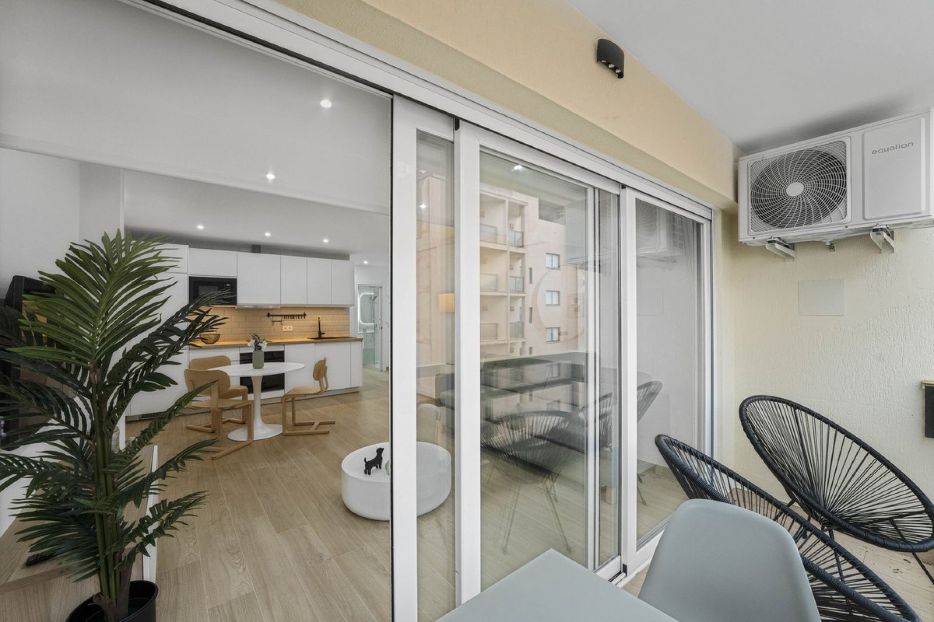 Rynek wtórny - apartment - Torremolinos - La Carihuela