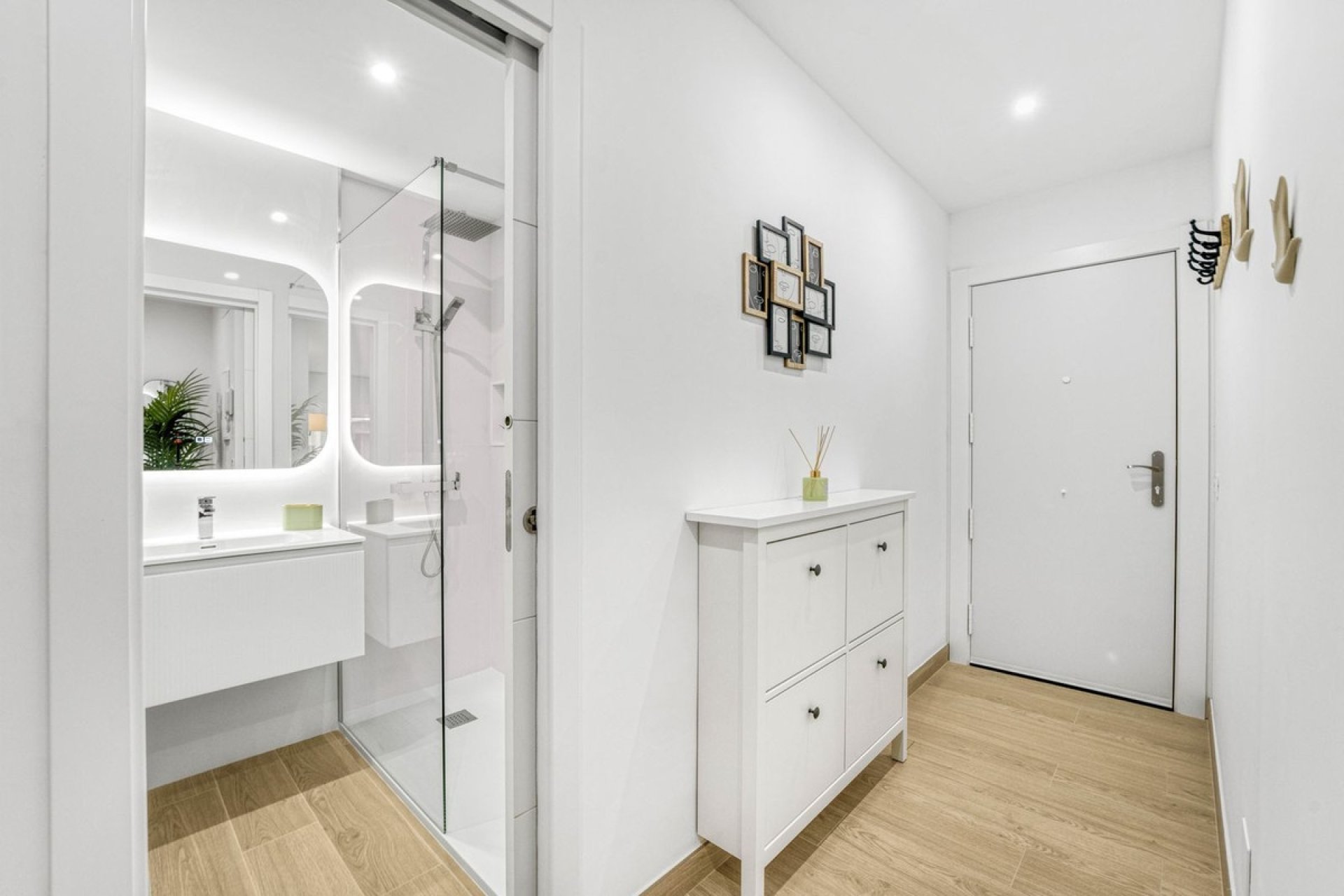 Rynek wtórny - apartment - Torremolinos - La Carihuela