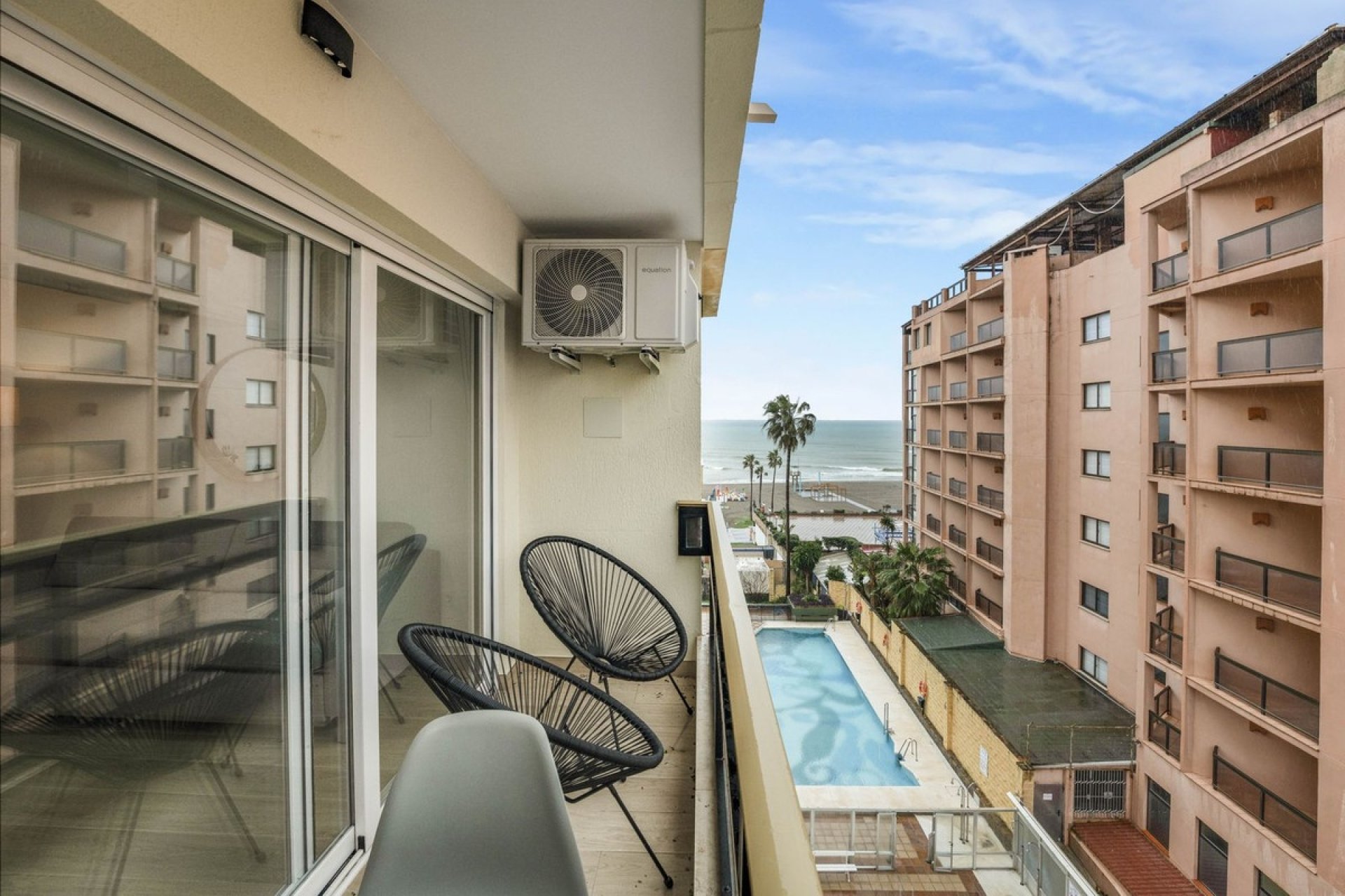 Rynek wtórny - apartment - Torremolinos - La Carihuela