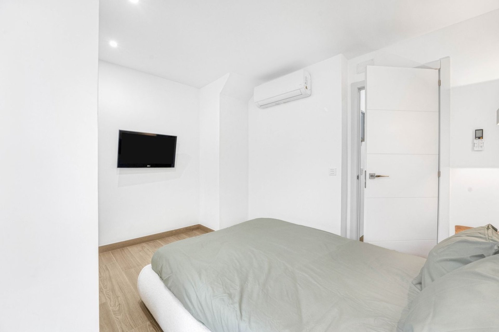 Rynek wtórny - apartment - Torremolinos - La Carihuela