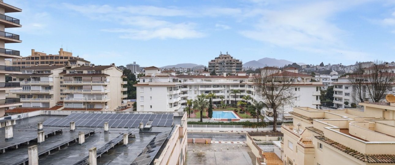 Rynek wtórny - apartment - Torremolinos - La Carihuela