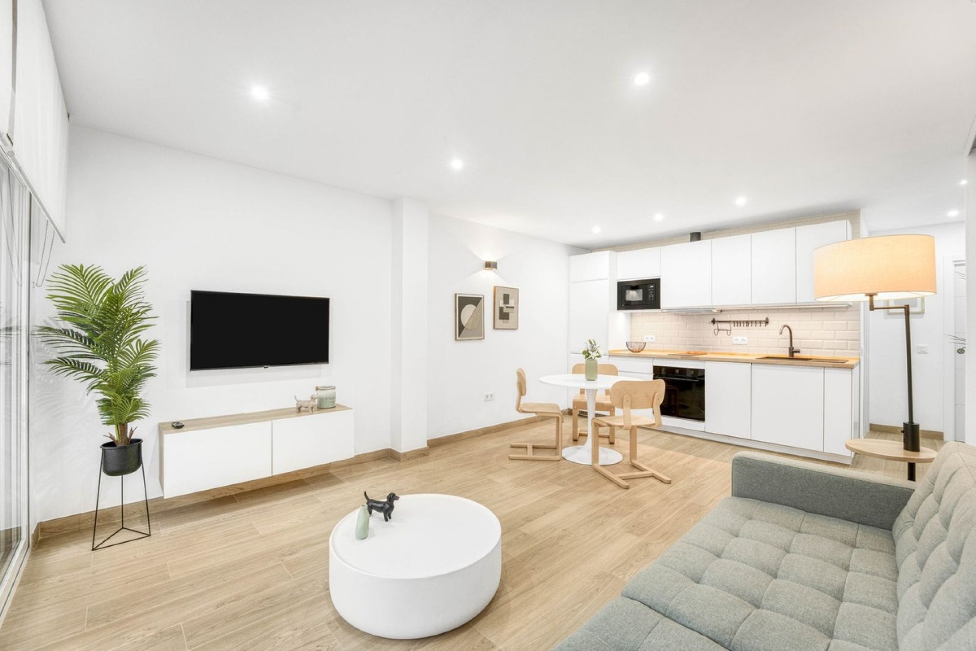 Rynek wtórny - apartment - Torremolinos - La Carihuela